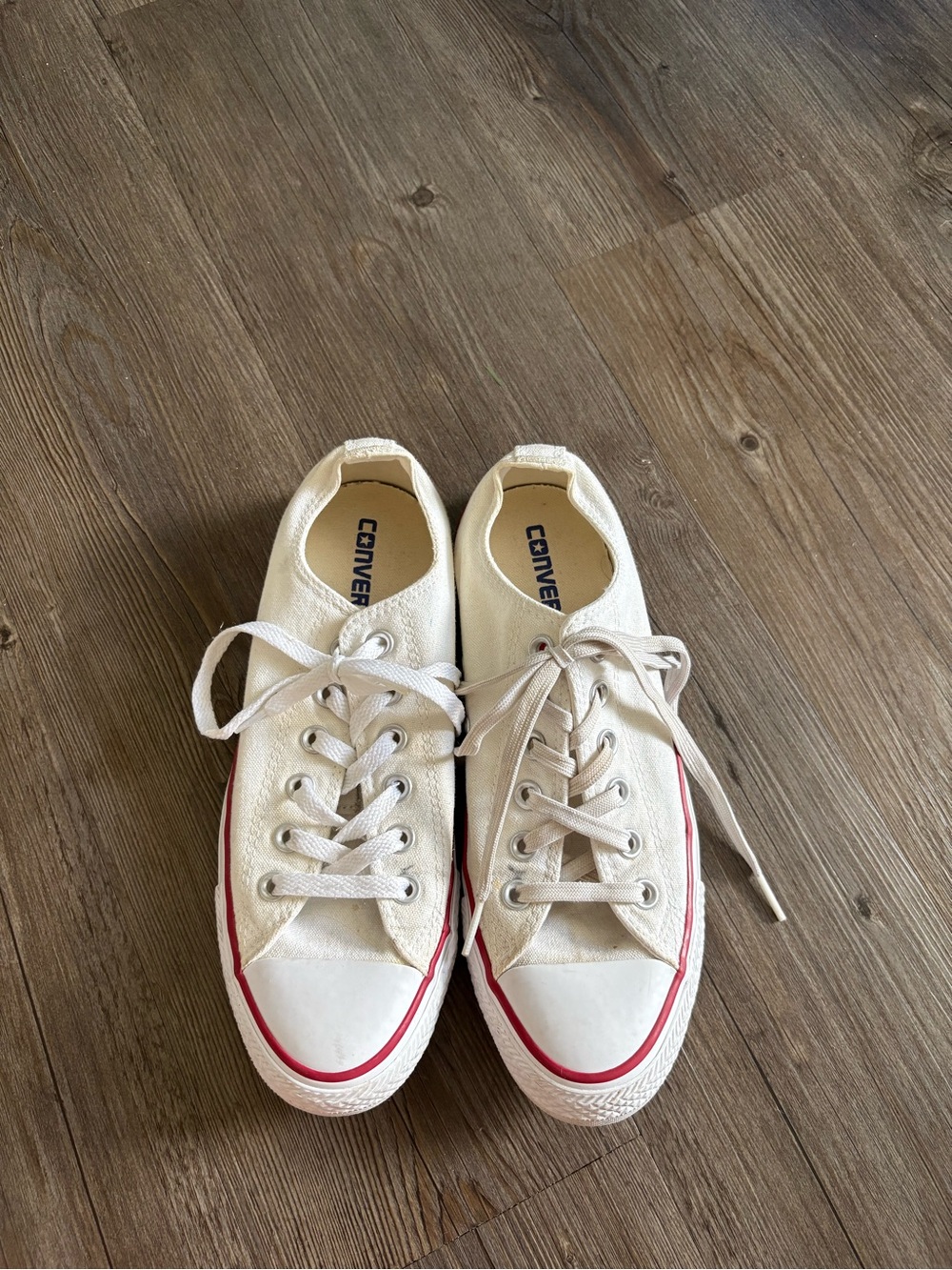 Classic Converse Low Top Sneakers in White with Red Stripe